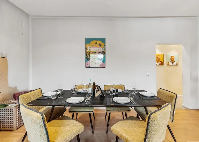 Maremar - City Design Apartment - 2 Schlafzimmer - Luxus Boxspringbetten - Kueche - Highspeed Wifi - Arbeitsplaetze