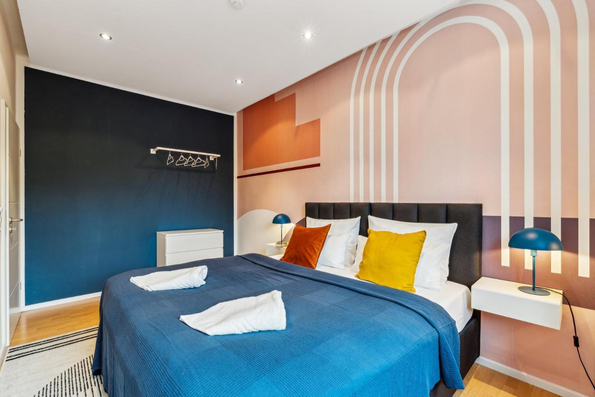 Maremar: Design With Luxury Beds And Workspace Apartment